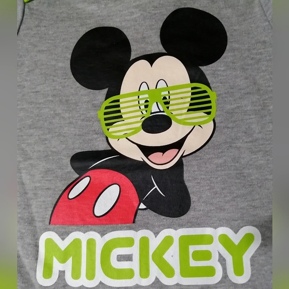 🔥SALE🔥 Disney Mickey Mouse Baby Boy's Onesie Bodysuit NWT Size 6-12M - Picture 3 of 6